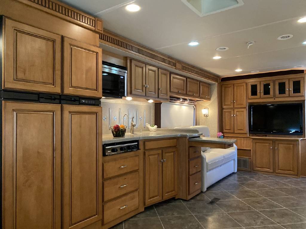 613cded2a1587324bb775de3.jpg