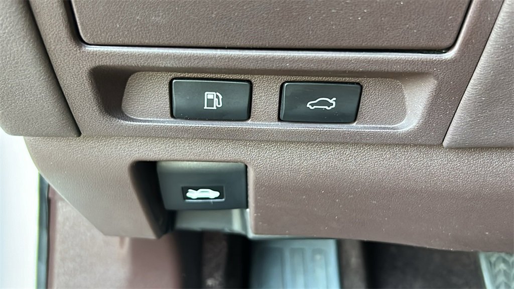 ee83c64fc22940ff9458344cda1293e8